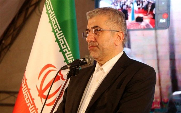وزیر نیرو: 13 نیروگاه جدید تا پایان امسال به بهره برداری می‌رسد