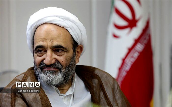 ذوعلم: سیستم آموزش و پرورش دربرابر مدرسه‌محوری مقاومت می‌کند