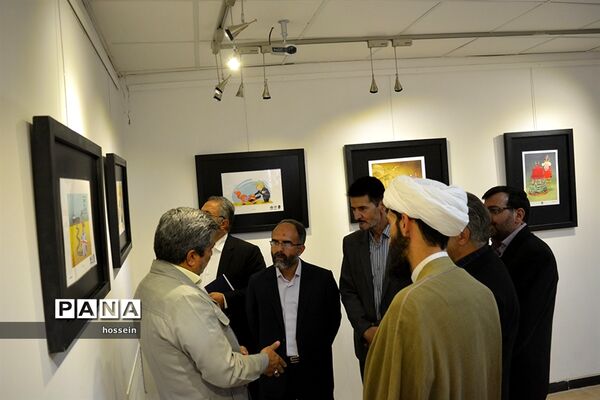 افتتاح نمایشگاه کاریکاتور(آسوده باش من ملکه‌ام) و (ملکه کشتی ربا)