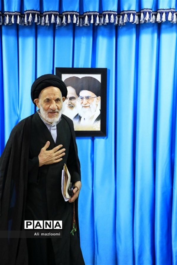 دیدار اعضای شورای هماهنگی تبلیغات اسلامی خراسان جنوبی با حجت الاسلام و المسلمین عبادی