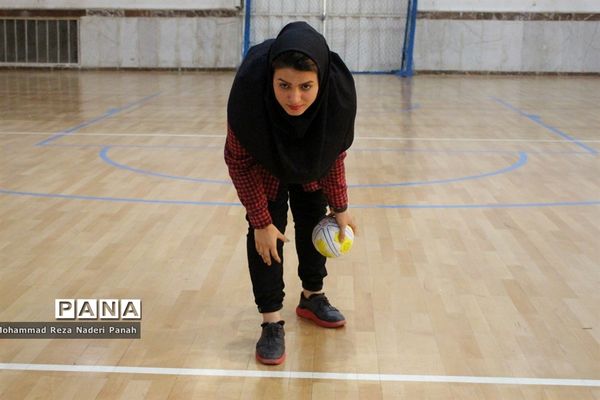 کلاس تخصصی داوری بانوان بازی‌های بومی محلی استان بوشهر