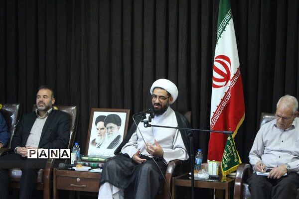 دیدار امام جمعه همدان با اصحاب رسانه به مناسبت هفته خبرنگار