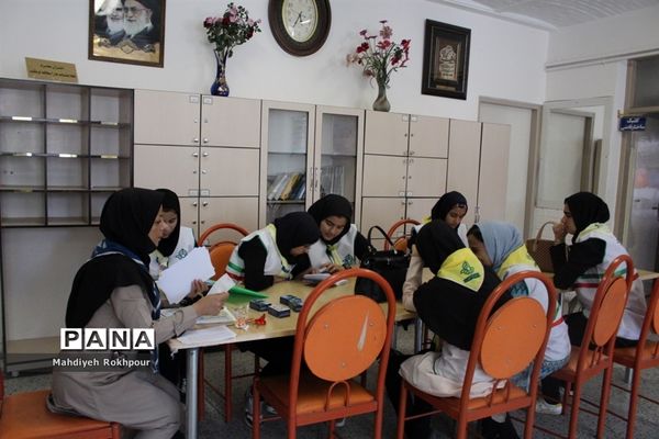 کلاس‌های آموزشی پیشتازان دختر اعزامی به نهمین دوره اردوی ملی