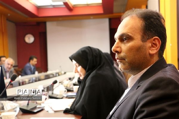 نشست مسئولان کمیته‌های برگزاری سی و هفتمین دوره مسابقات فرهنگی و هنری