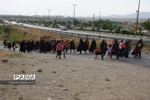 برگزاری همایش پیاده‌روی خانوادگی پیوند آسمانی در فیروزکوه
