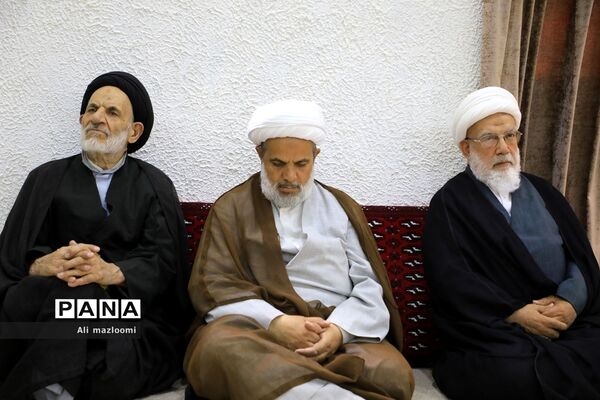 نشست تبیین مسائل جاری انقلاب اسلامی با سخنرانی صفار هرندی