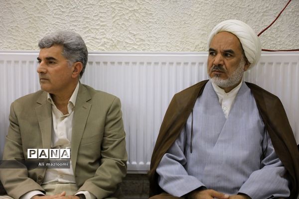 نشست تبیین مسائل جاری انقلاب اسلامی با سخنرانی صفار هرندی