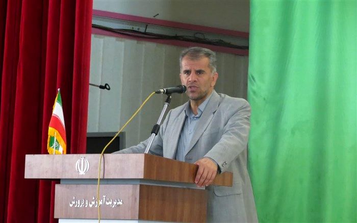 تکریم سواد آموزان مورد توجه آموزش دهندگان قرار گیرد