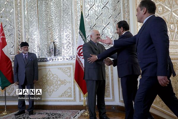 دیدار وزیر امورخارجه عمان با محمدجواد ظریف