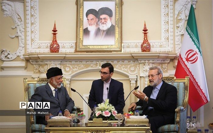 لاریجانی: نمی‌دانیم دزدی نفتکش ایرانی چه فایده‌ای برای انگلیسی‌ها دارد