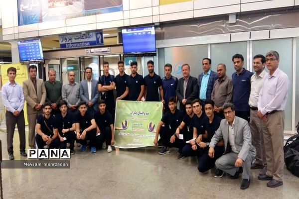 اعزام کاروان ورزشى دانش‌آموزان استان بوشهر به سى و ششمین دوره مسابقات قهرمانى دانش‌آموزان کشور