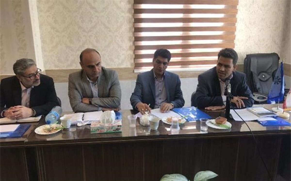 مدیران مدارس به عنوان راهبران آموزشی نقش خطیری بر عهده دارند