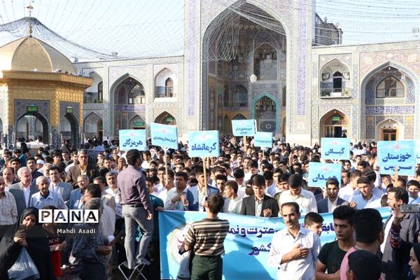 زیارت دسته جمعی دانش‌آموزان قرآنی سراسر کشور در حرم مطهر رضوی