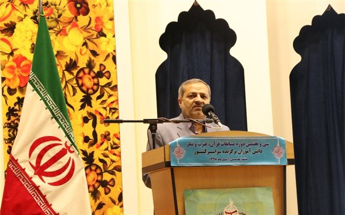 لزوم مشارکت و هم افزایی همه دستگاه ها در جهت توسعه و ترویج فرهنگ قرآن، عترت و نماز