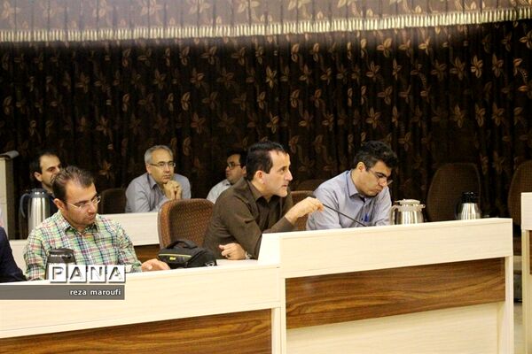 نشست خبری رئیس دانشگاه ارومیه به همراه پژوهشکده آرتمیا وآبزی پروری