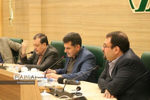 نشست خبری هیات رئیسه شورای اسلامی شهر شیراز