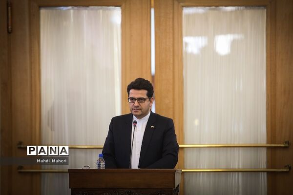 نشست خبری وزیر امور خارجه
