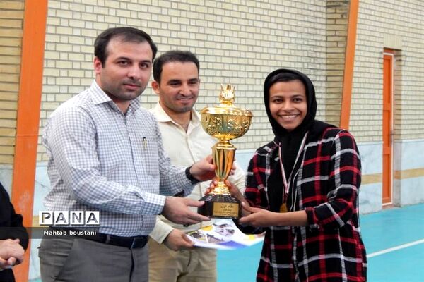 مسابقات فوتسال بانوان جام خوشه چین مرحله استانی