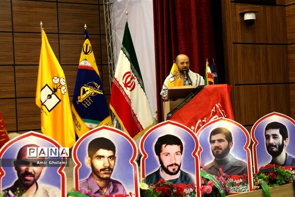برگزاری یادواره شهدای دانش‌آموزی دردوره یاوران ولایت بسیج دانش‌آموزی استان تهران