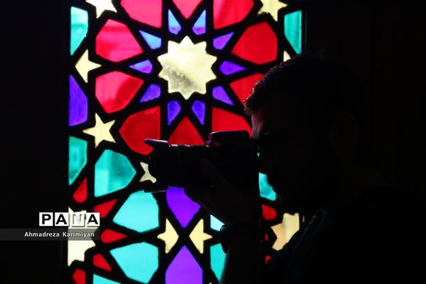 نصیرالملک؛ مسجدی از نور و رنگ