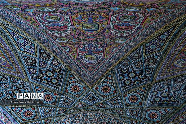 نصیرالملک؛ مسجدی از نور و رنگ