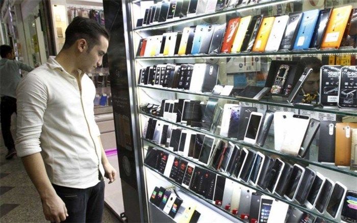تکلیف جدید دولت برای واردکنندگان گوشی تلفن همراه