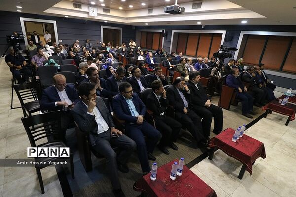 مراسم بزرگداشت روز خبرنگار در کیش
