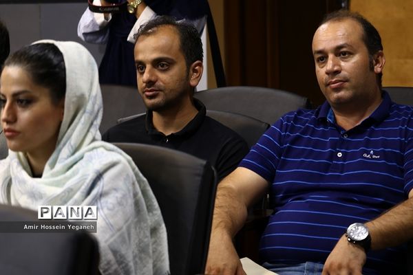 مراسم بزرگداشت روز خبرنگار در کیش