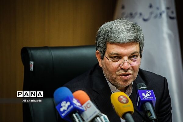 امضای تفاهم‌نامه بین وزارت آموزش و پرورش و ستاد مبارزه با مواد مخدر