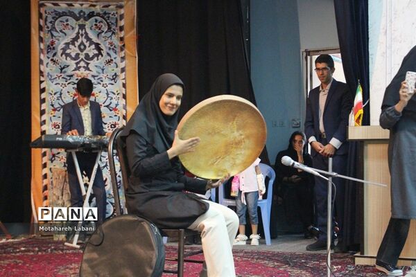 اختتامیه کلاس‌های تابستانه دختران در کانون شهید مطهری