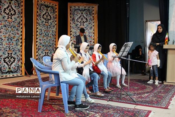 اختتامیه کلاس‌های تابستانه دختران در کانون شهید مطهری