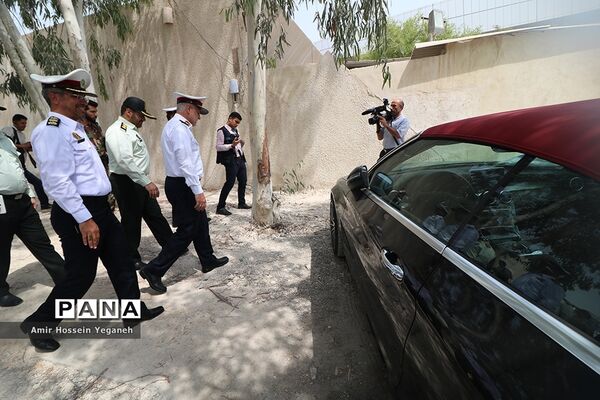 بازدید سرزده سردار هادیان فر از مرکز پلیس راهور و ساختمان جدید در حال احداث راهور جزیره کیش