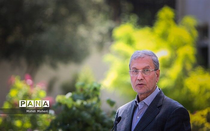 ربیعی: ‏رفع توقیف نفتکش گریس ١ ثمره کوتاه نیامدن از حقوق ملت است