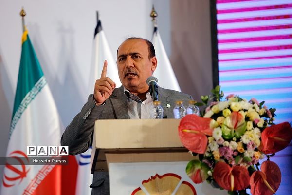 اختتامیه سی‌و‌هفتمین جشنواره فرهنگی و هنری دانش آموزان برگزیده سراسر کشور