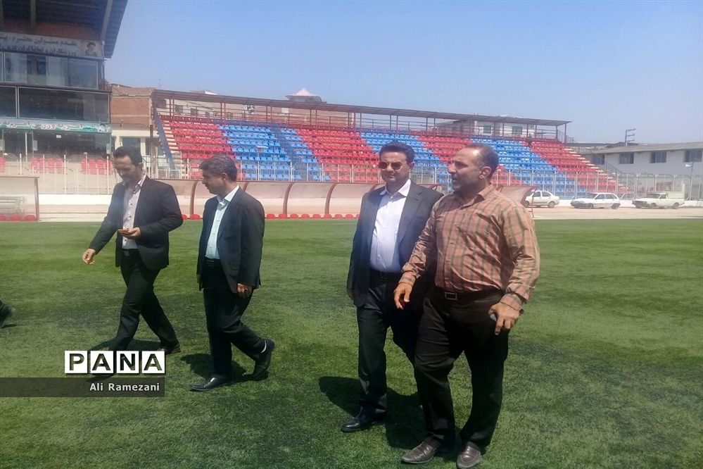 بازدید مدیرکل ورزش و جوانان مازندران از ورزشگاه وطنی قائم شهر