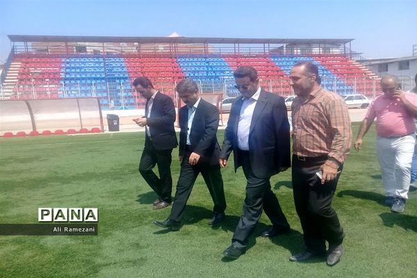 بازدید مدیرکل ورزش و جوانان مازندران از ورزشگاه وطنی قائم شهر