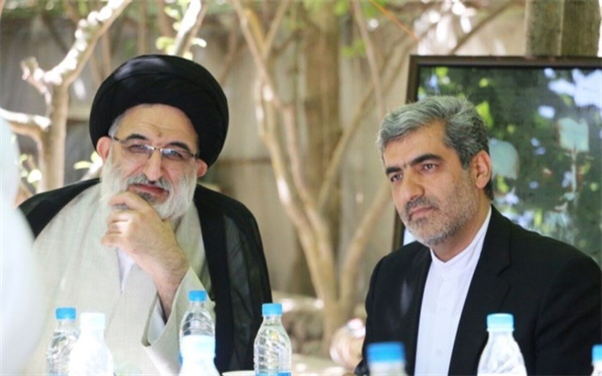 مدیر کل آموزش و پرورش  البرز:سند تحول بنیادین نگرش تربیتی ویژه ای به فرهنگ ولایت مداری و ایثار دارد