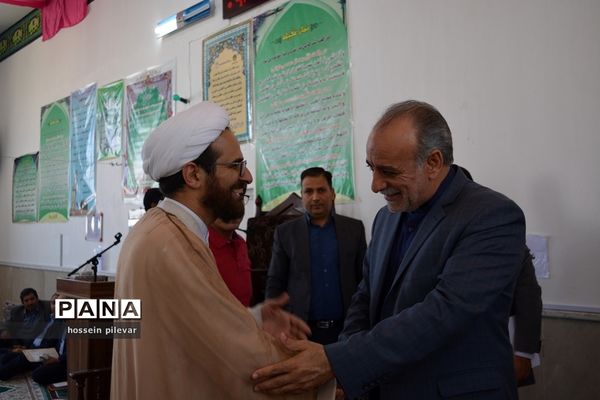 حضورمردمی و میز خدمت با حضور استاندار و مدیران کل استان در شهرستان خوسف