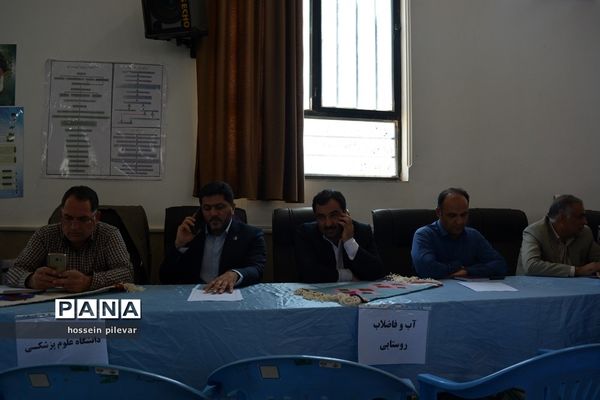 حضورمردمی و میز خدمت با حضور استاندار و مدیران کل استان در شهرستان خوسف