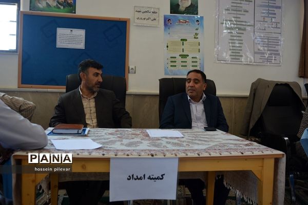 حضورمردمی و میز خدمت با حضور استاندار و مدیران کل استان در شهرستان خوسف