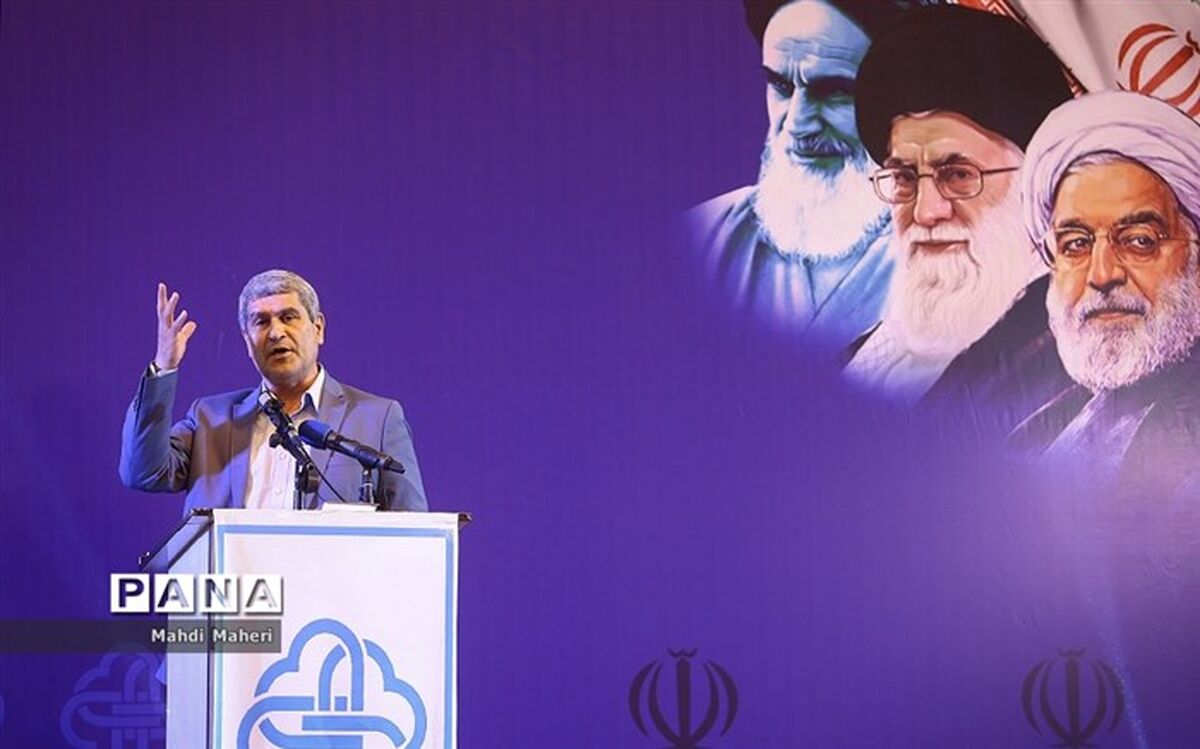 مهرزاد حمیدی خبر داد: تجهیز 380 فضای ورزشی جدید مدارس ابتدایی تا پایان سال