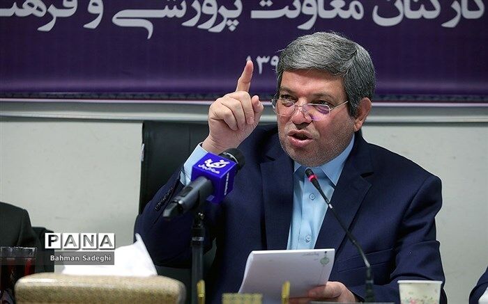 حسینی: المپیادها باید از انحصار مدارس، استان‌ها و جنسیتی خاص خارج شود