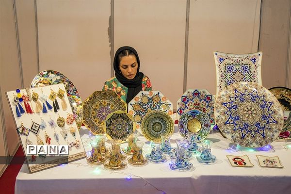 دومین جشنواره ملی گردشگری و صنایع دستی در ارومیه