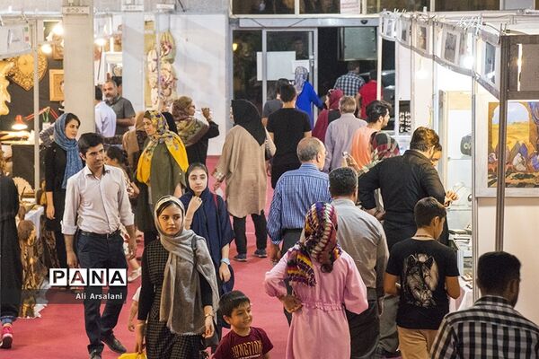 دومین جشنواره ملی گردشگری و صنایع دستی در ارومیه-۲