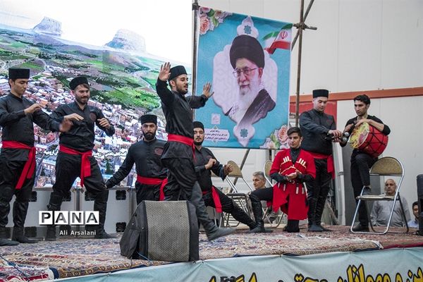 دومین جشنواره ملی گردشگری و صنایع دستی در ارومیه-۲