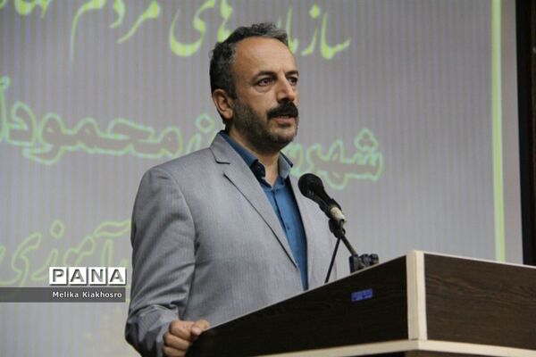 اولین همایش سمن‌های دانش‌آموزی در محمودآباد