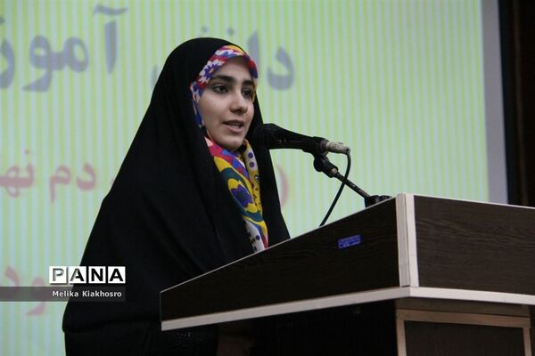 اولین همایش سمن‌های دانش‌آموزی در محمودآباد