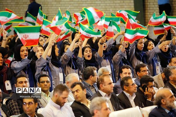 مراسم افتتاحیه سی و هفتمین جشنواره فرهنگی هنری دانش آموزان دختر کشور