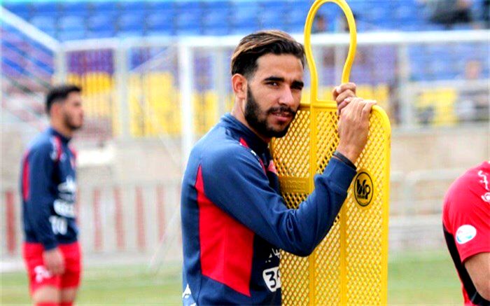 مهاجم لژیونر پرسپولیس به ملوان پیوست