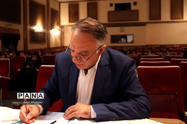 اولین روز از رقابت‌های سی و هفتمین جشنواره فرهنگی و هنری دختران سراسر کشور